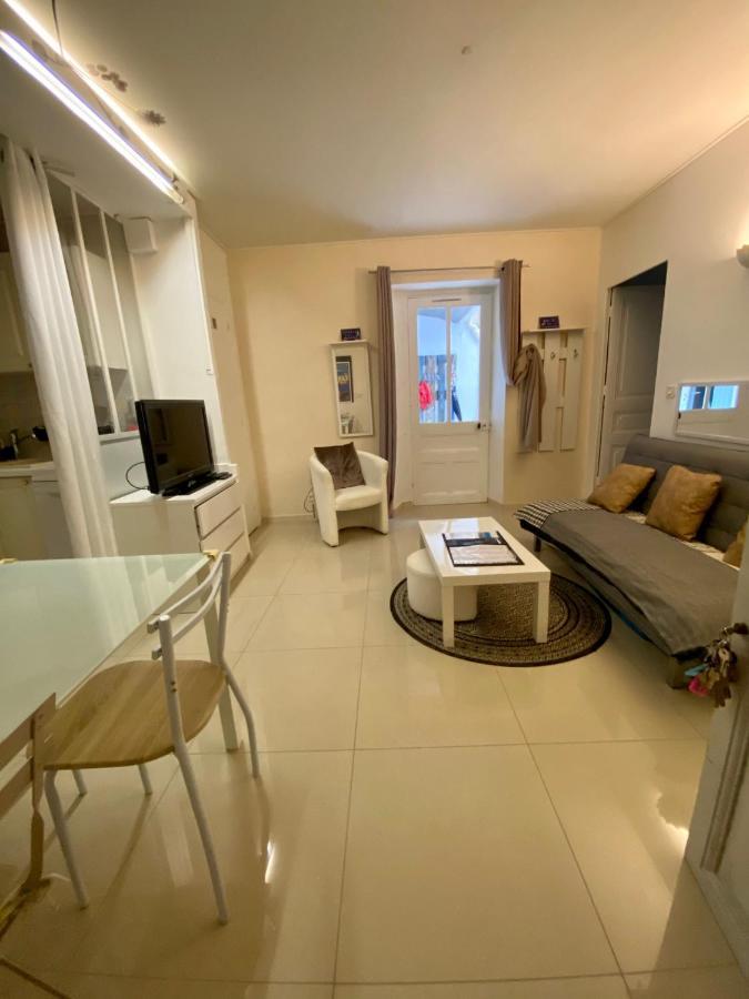 Appartement 2 Chambres - Suquet, Terrasse Et Parking 戛纳 外观 照片