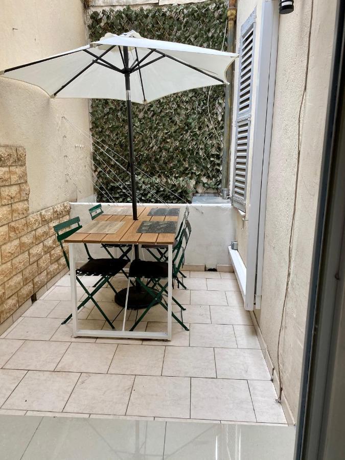 Appartement 2 Chambres - Suquet, Terrasse Et Parking 戛纳 外观 照片