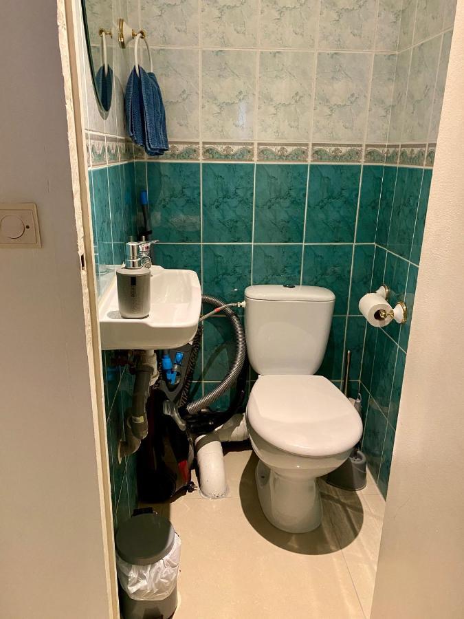 Appartement 2 Chambres - Suquet, Terrasse Et Parking 戛纳 外观 照片